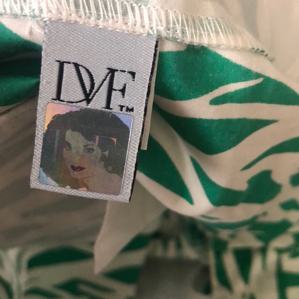 Diane Von Furstenberg women’s shorts - Picture 5 of 6